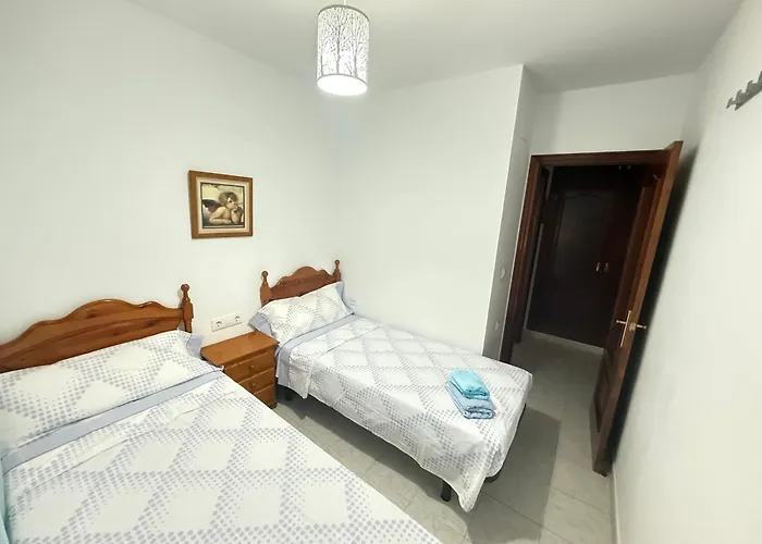 Sol Y Playas * كونيل ذي لا فرونتيرا